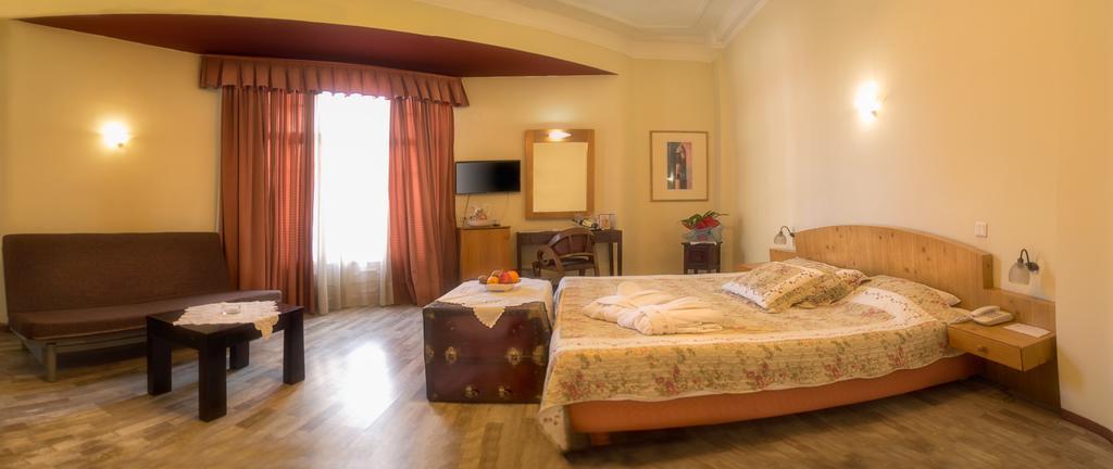 Kinissi Palace Tesalonika Bagian luar foto
